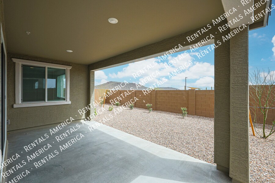 Building Photo - 11985 Calle de Pompas W