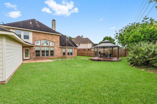 Building Photo - 13202 Brushy Knoll Ln