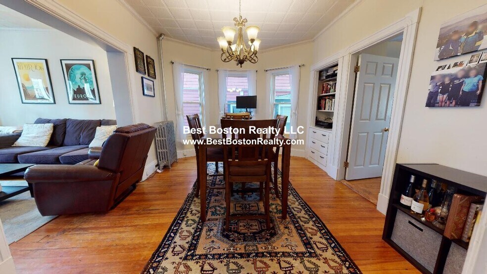 Building Photo - 289 Summer St