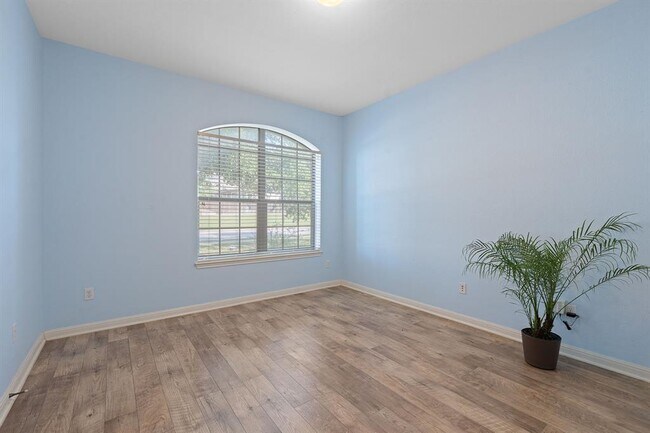 Building Photo - 2809 Coral Valley Dr