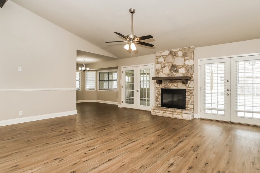 Building Photo - 3506 McCormick St