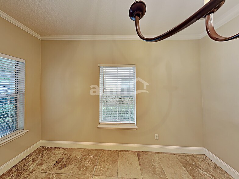 Building Photo - 6251 Devonhurst Dr