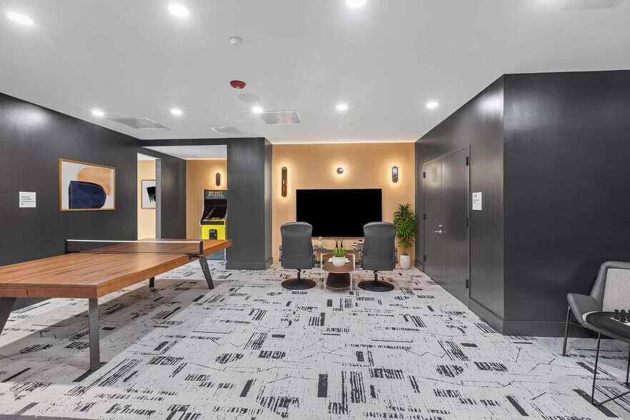 Building Photo - 5334 Baltimore Ave