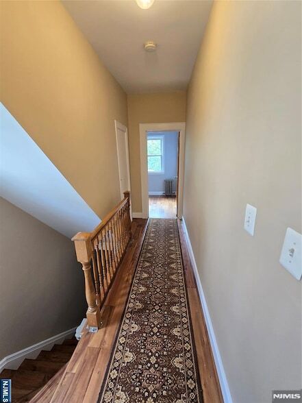 Building Photo - 158 Knapp Ave
