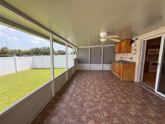 Building Photo - 161 Windrose Dr