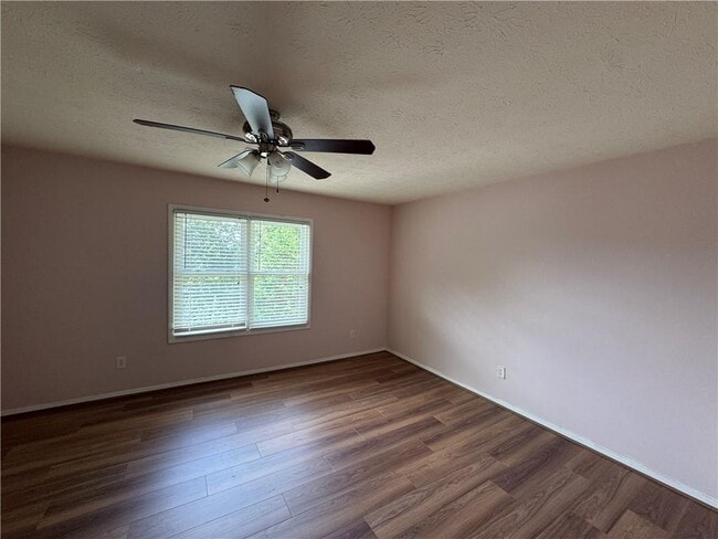 Building Photo - 3102 Destin Cir