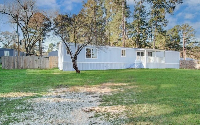 Building Photo - 13419 Commander Cir