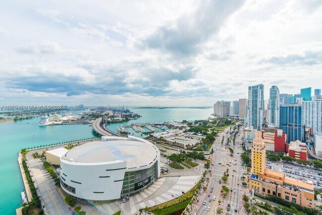 Building Photo - 888 Biscayne Blvd