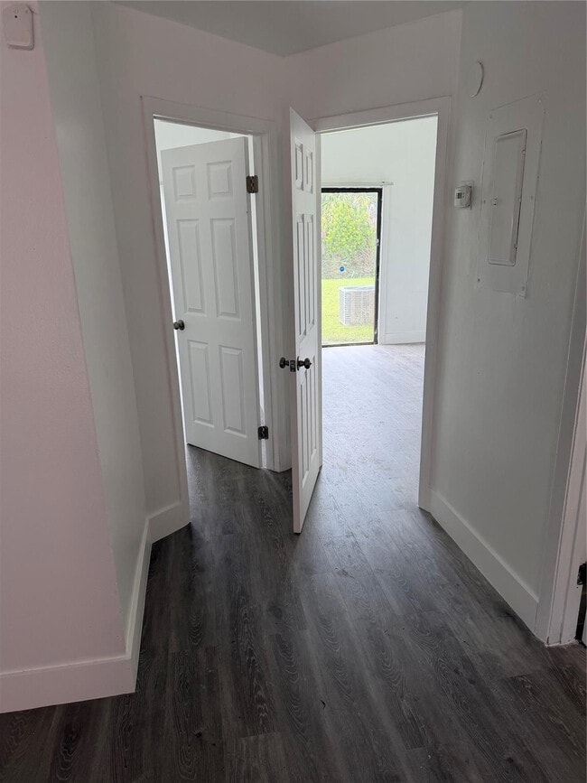 Building Photo - 2313 NW 55th Terrace