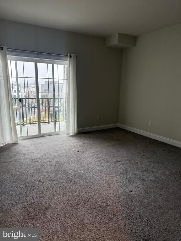 Building Photo - 220 Charles Ellis Dr