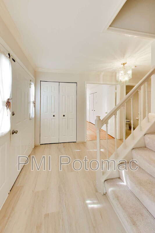 Building Photo - 14672 Brougham Way