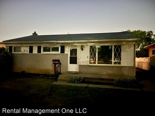 Primary Photo - 3 br, 1 bath House - 22269 Champaign