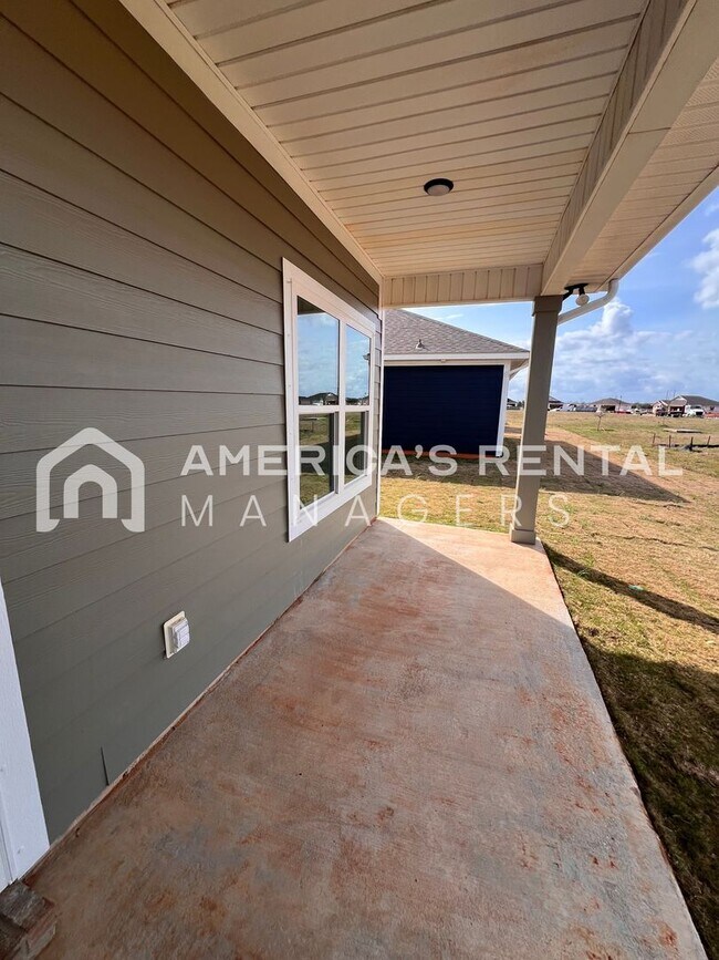 Building Photo - New Construction Home for Rent in Robertsdale, AL!!!