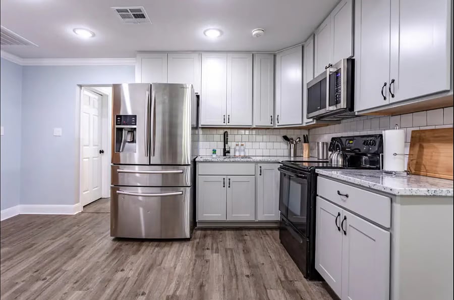 Building Photo - 3415 Shelby Ave