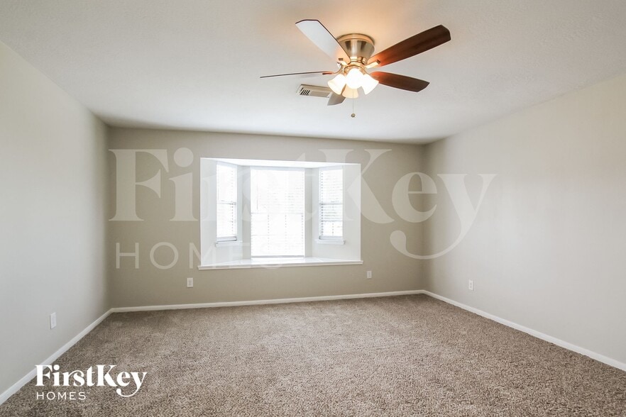 Building Photo - 18030 June Forest Dr
