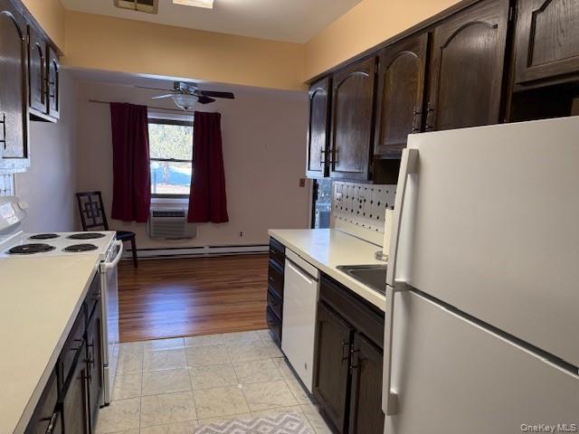 Building Photo - 5 Germonds Village