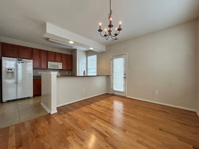 Building Photo - Welcome to this charming house "ASK ABOUT OUR ZERO DEPOSIT"