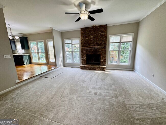 Building Photo - 1770 Highland Oaks Way NE