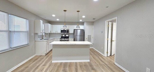 Building Photo - 4387 Sibley Bay St