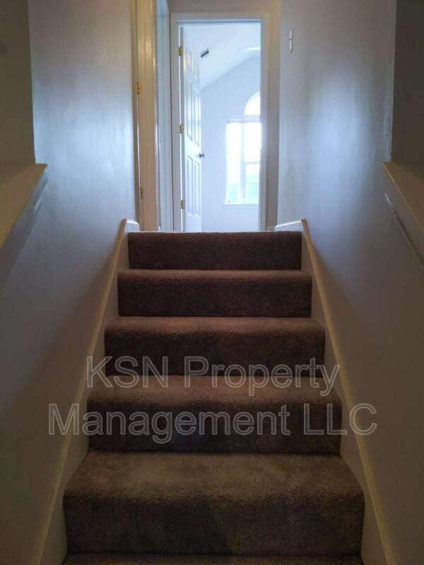 Building Photo - 16 Orchid Ln