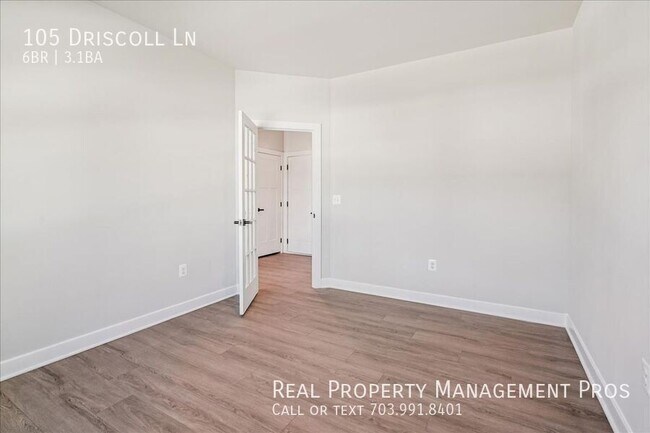 Building Photo - 105 Driscoll Ln