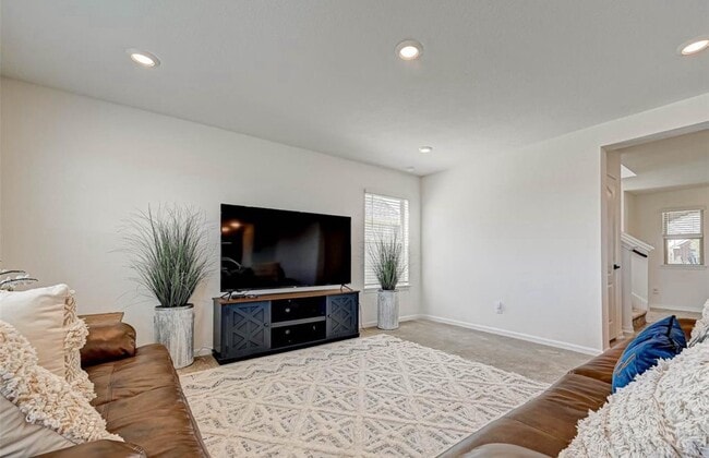 Building Photo - 1032 Vly Crst Ln