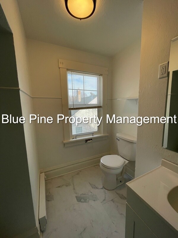 Building Photo - 1265 Canal Ave