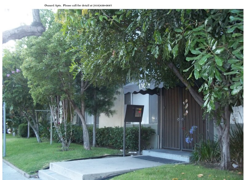 Building Photo - 13059 Oxnard St