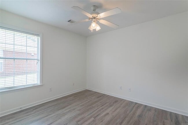 Building Photo - 8978 Stoneridge Pl