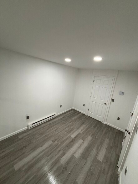 Building Photo - 37 Wyoming St