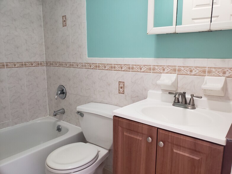 Bathroom - 176 Beach 97th St