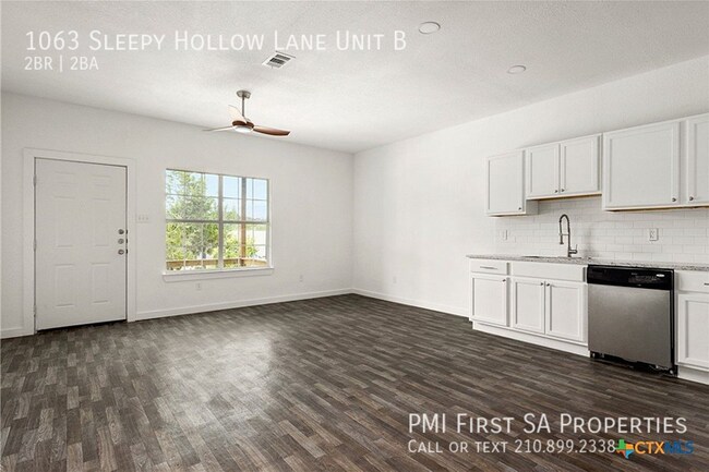 Building Photo - 1063 Sleepy Hollow Ln