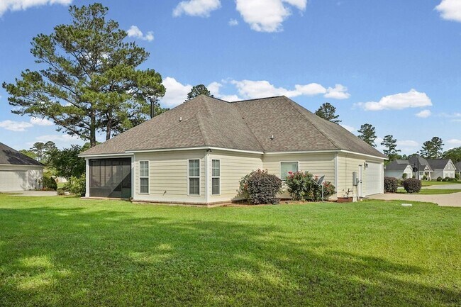 Building Photo - 128 Thistledown Dr