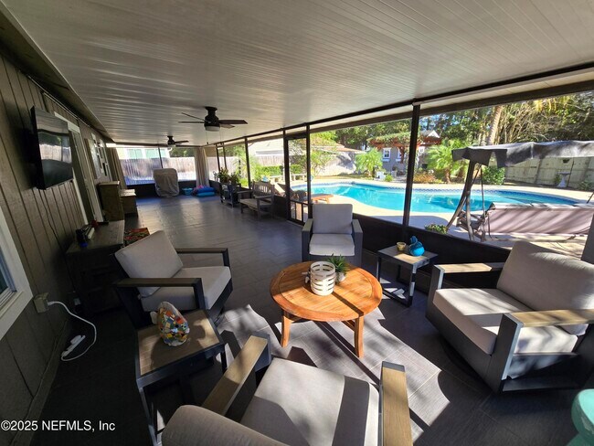 Building Photo - 7769 Andes Dr