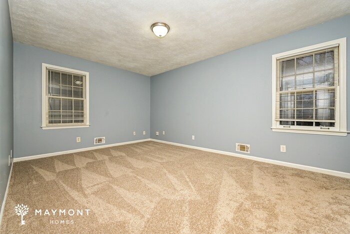 Building Photo - 2902 Barcelona Way