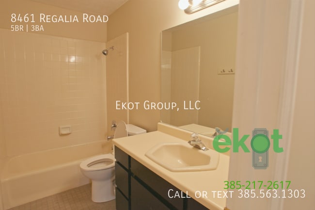 Building Photo - 8461 Regalia Rd