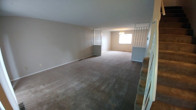 Building Photo - 8516 W 85th St