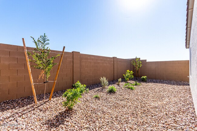 Building Photo - 17589 N Del Mar Ave