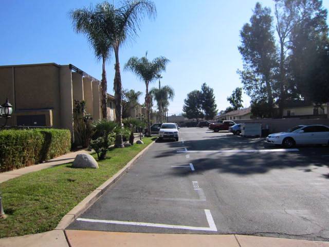 Building Photo - E MADISON - BEAUTIFUL CONDO IN EL CAJON, A...