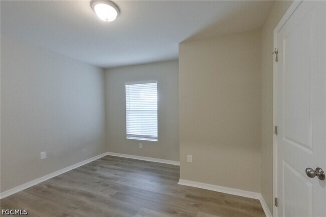 Building Photo - 9131 Aegean Cir