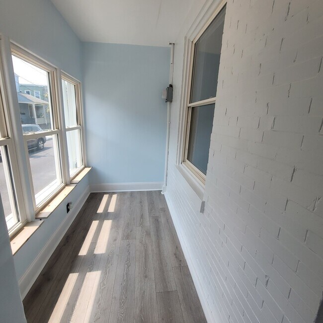 Building Photo - 519 Bergen St