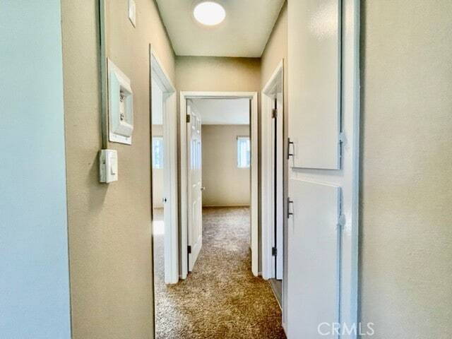 Building Photo - 815 N Rose Ave