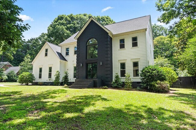 Building Photo - 11917 Shady Oak Ct