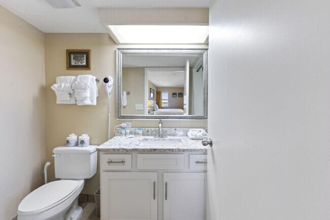 Building Photo - 1700 N Ocean Blvd