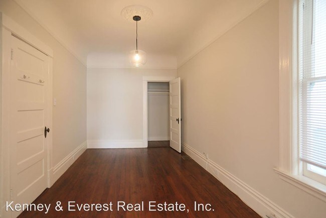 Building Photo - 3 br, 1 bath Apartment - 164A 5th Avenue