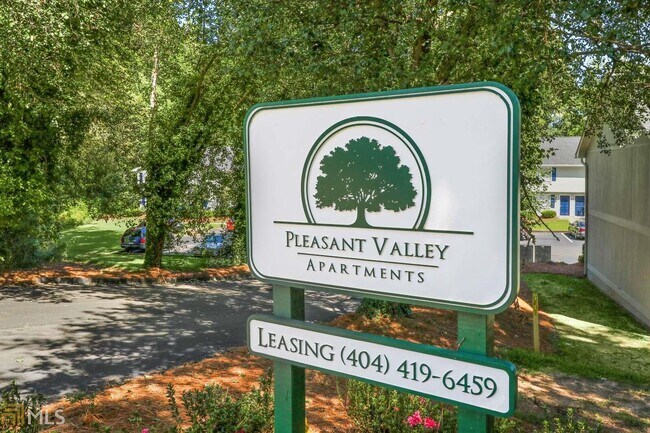 Building Photo - 360 N 19th St