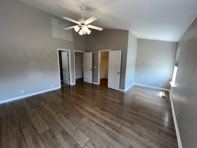 Building Photo - 122 Wolverine Ct