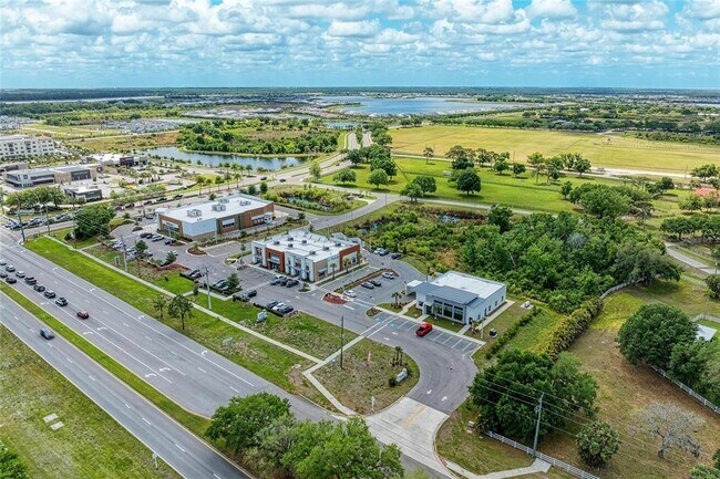 Building Photo - 8143 Miramar Way