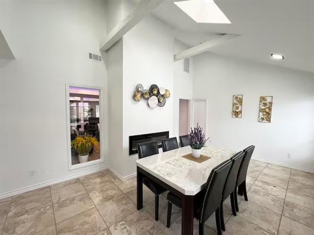 Building Photo - 613 Glenview Cir