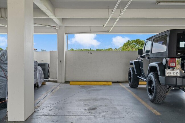 Building Photo - 8150 Brent St